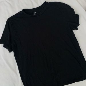 H&M basics black tee